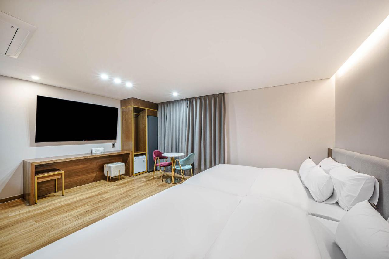 Browndot Hotel Jeonju Ajung Exteriör bild