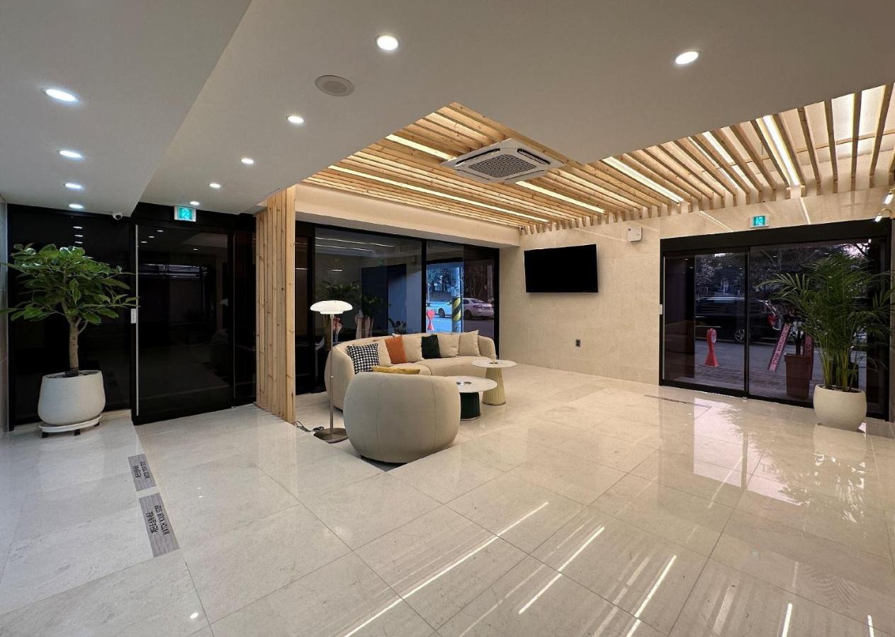 Browndot Hotel Jeonju Ajung Exteriör bild