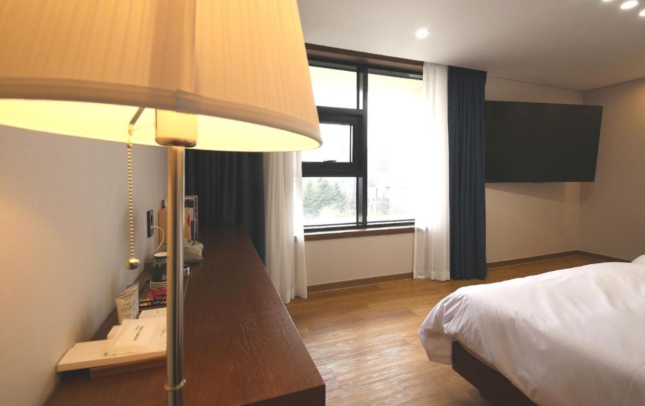 Browndot Hotel Jeonju Ajung Exteriör bild